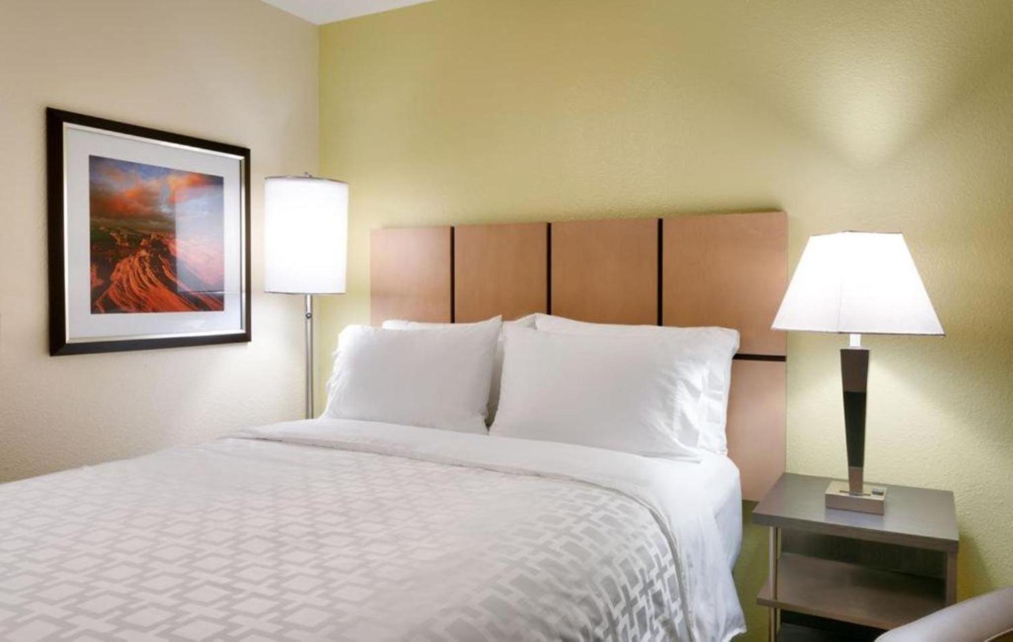 Candlewood Suites Plano East By Ihg Exterior photo